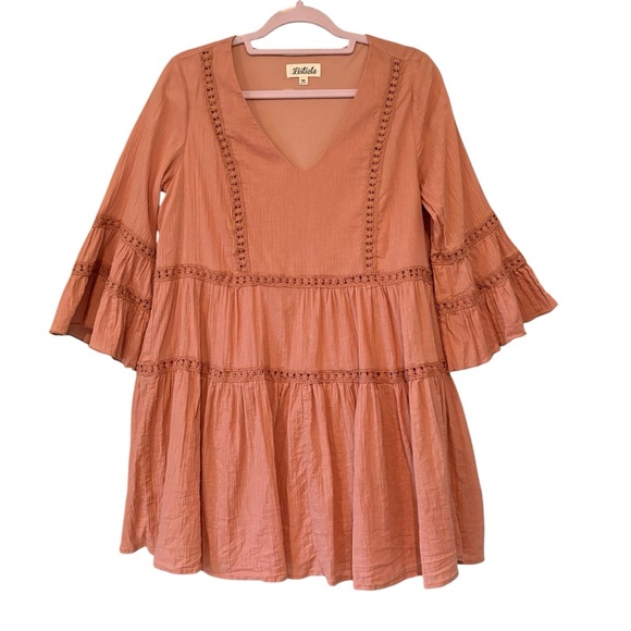 Listicle Boho V-Neck Tiered Bell Sleeve Cotton Mini Dress, Sz M - Picture 10 of 15